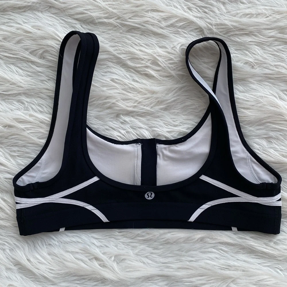 Lululemon | Sweat 2 Swim Fast Bra